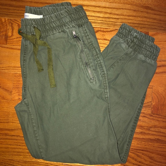 GAP Cargo Pant joggers - Picture 1 of 2